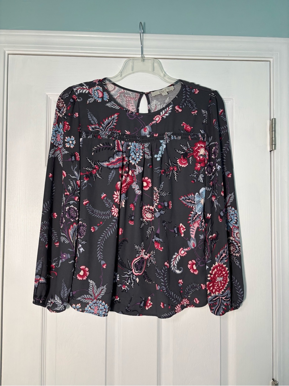 LOFT Black Floral Long-Sleeve Keyhole Blouse with Red and Blue Flowers